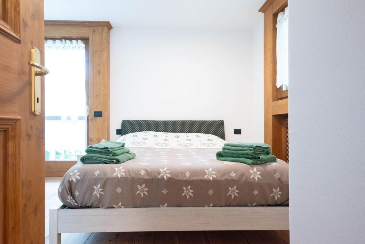 Appartamento 4 Posti Letto บอร์กา ดิ คาโดเร ภายนอก รูปภาพ